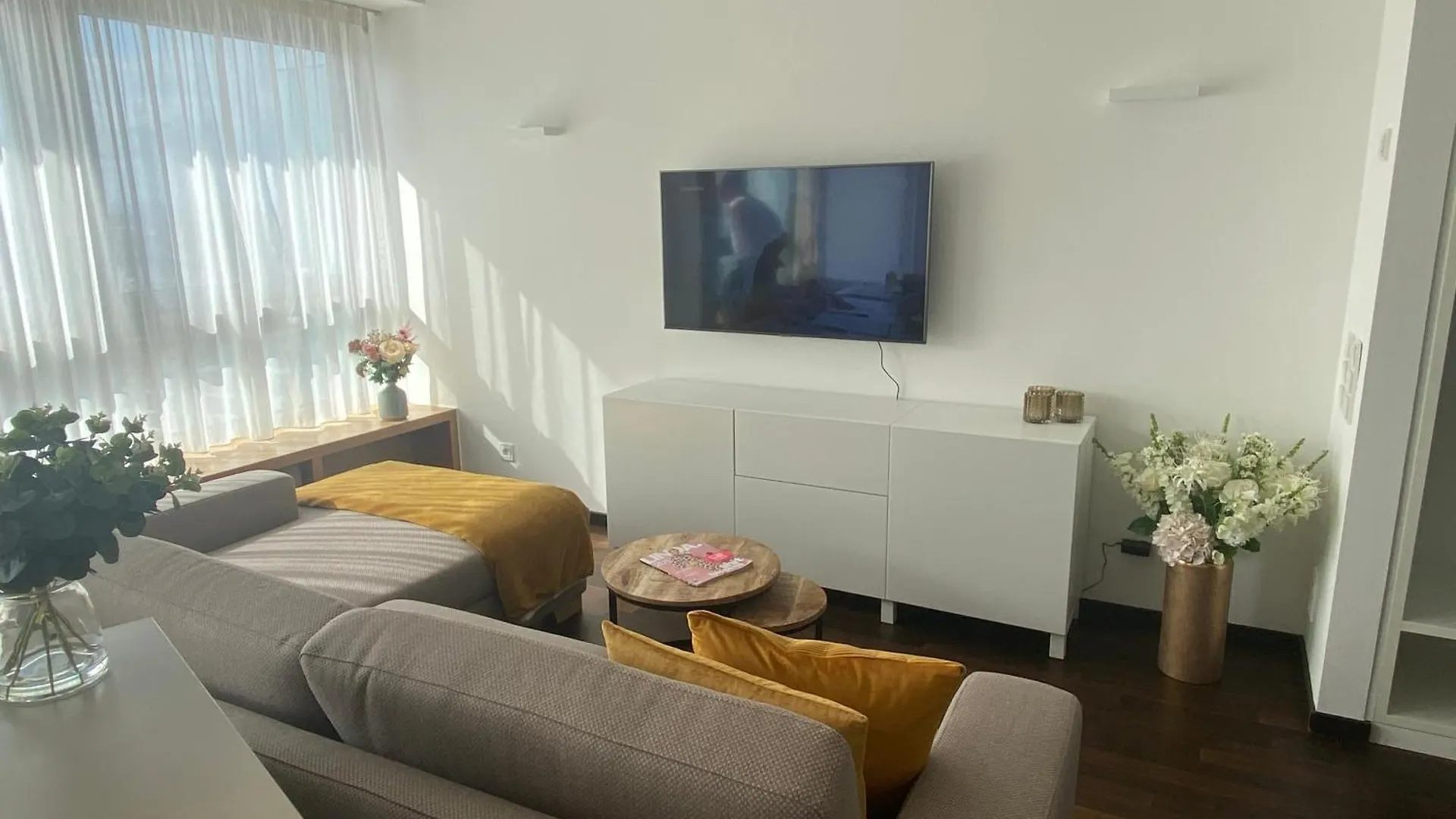 Luxurious Apartment In High Class Building Kranhaus In Kolín nad Rýnem